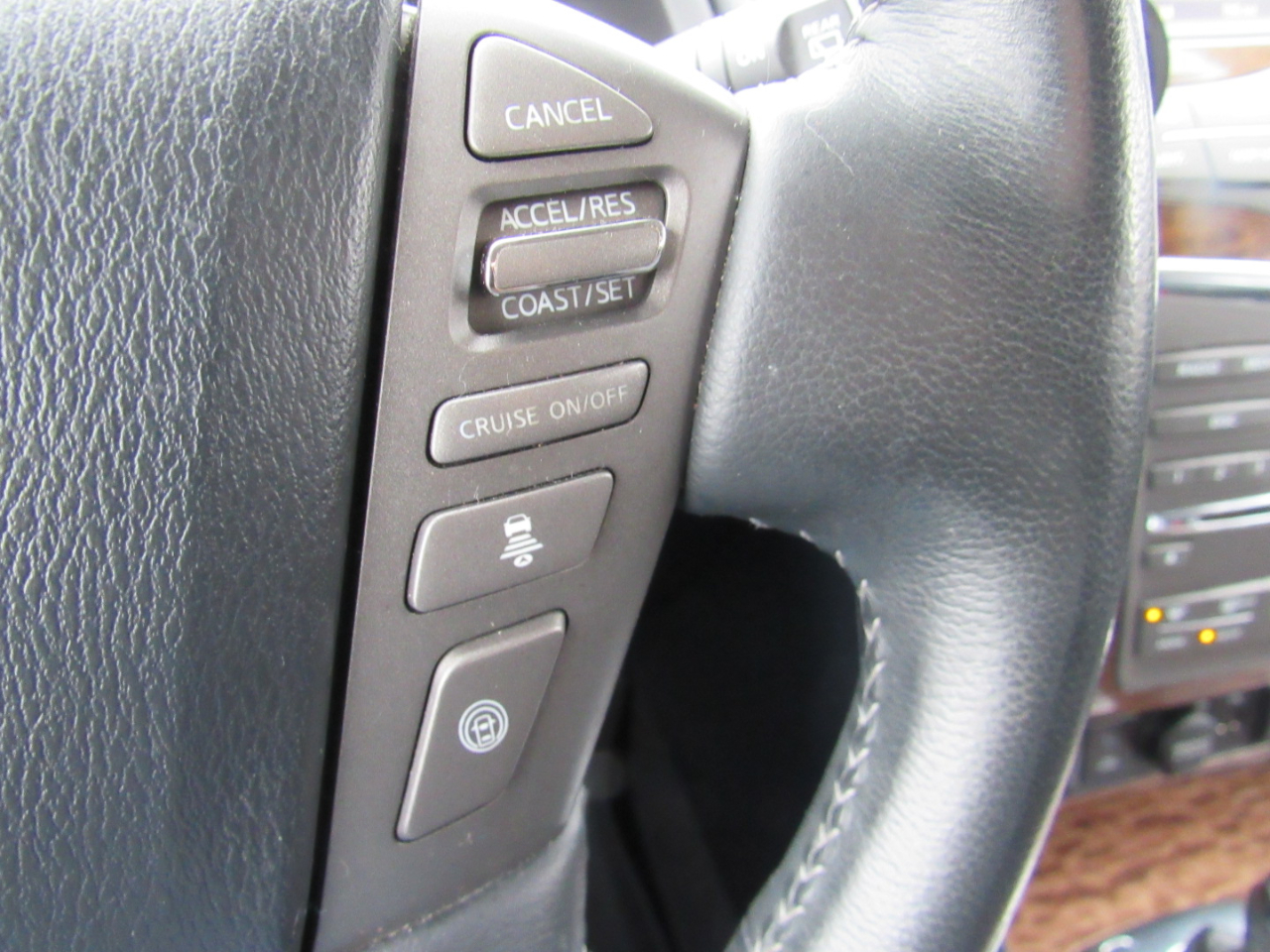 Nissan Armada Platinum 4WD 2018