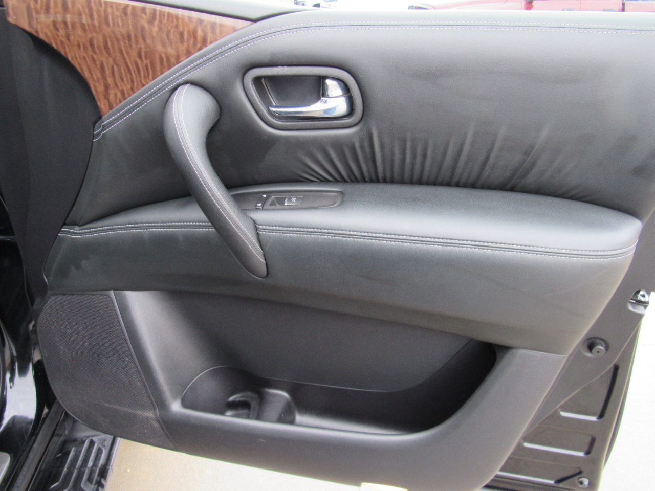 Nissan Armada Platinum 4WD 2018