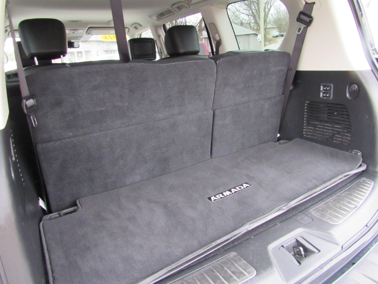 Nissan Armada Platinum 4WD 2018