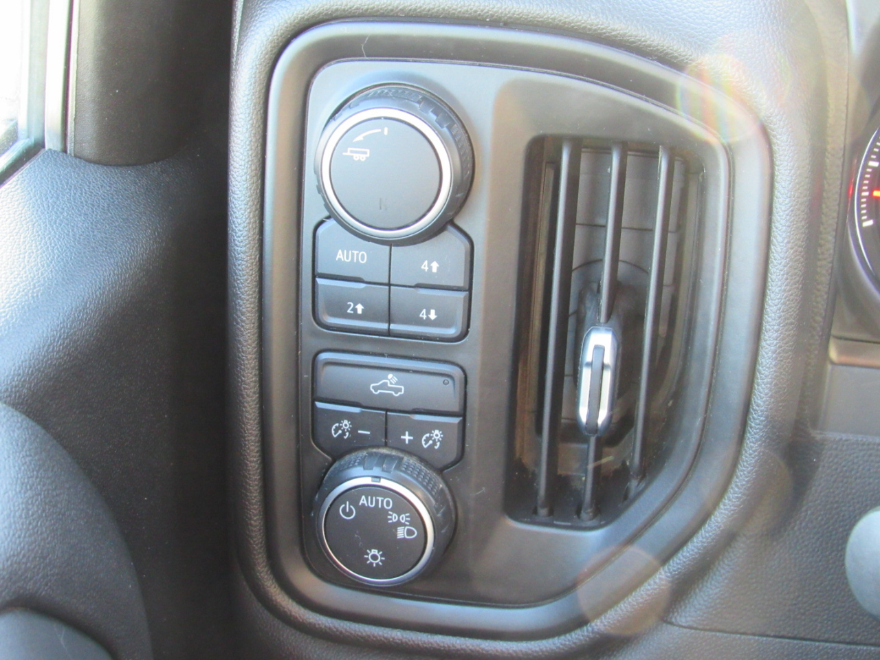 Chevrolet Silverado 1500  2020