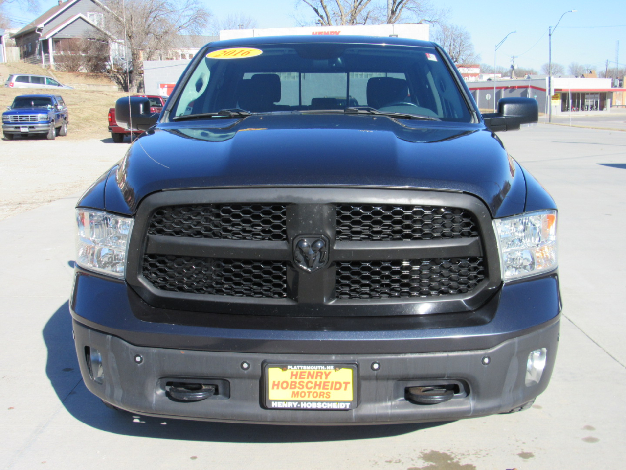 RAM 1500 Big Horn Crew Cab 4WD 2016