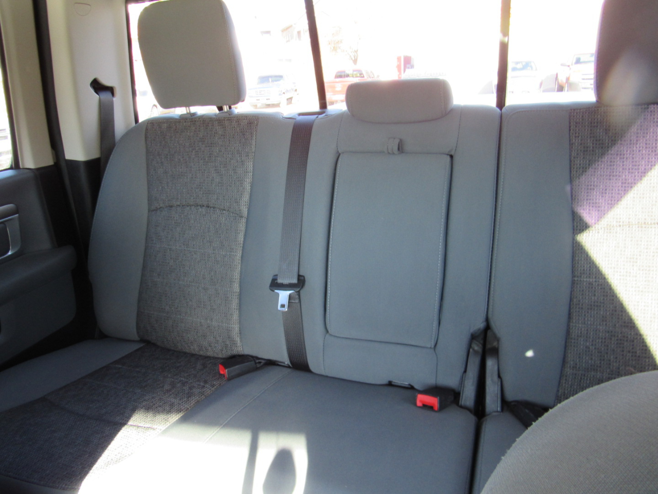 RAM 1500 Big Horn Crew Cab 4WD 2016