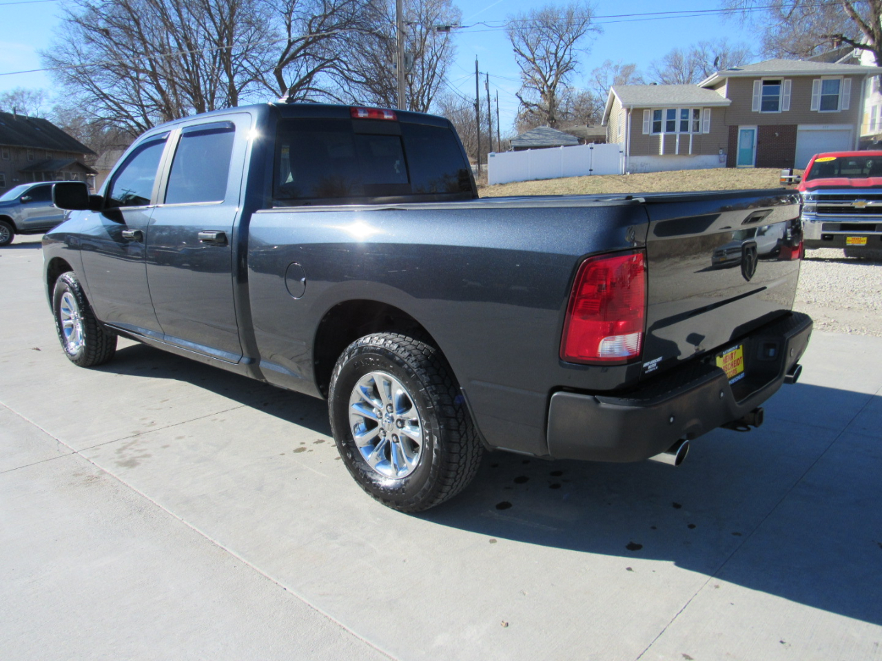 RAM 1500 Big Horn Crew Cab 4WD 2016