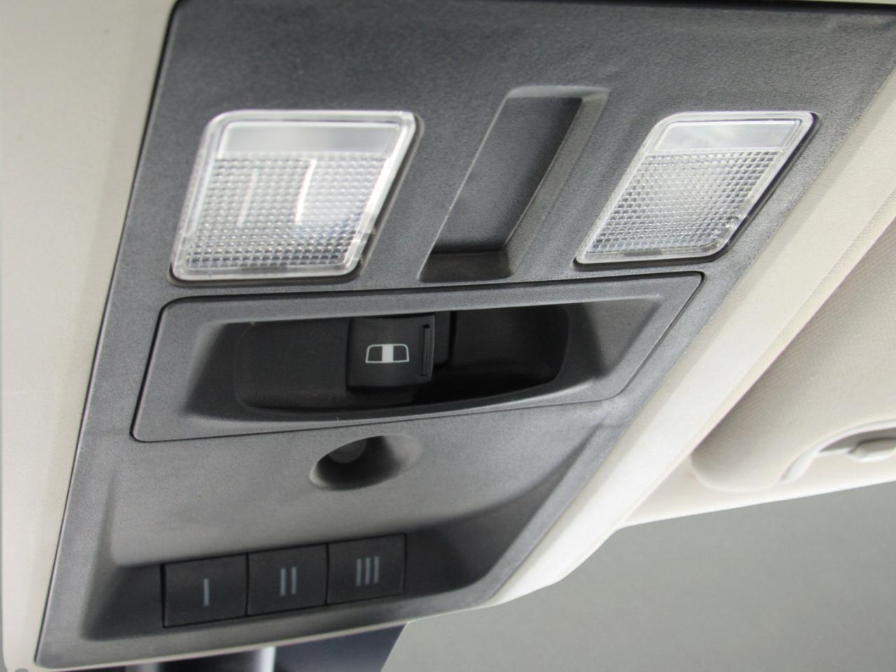 RAM 1500 Big Horn Crew Cab 4WD 2016