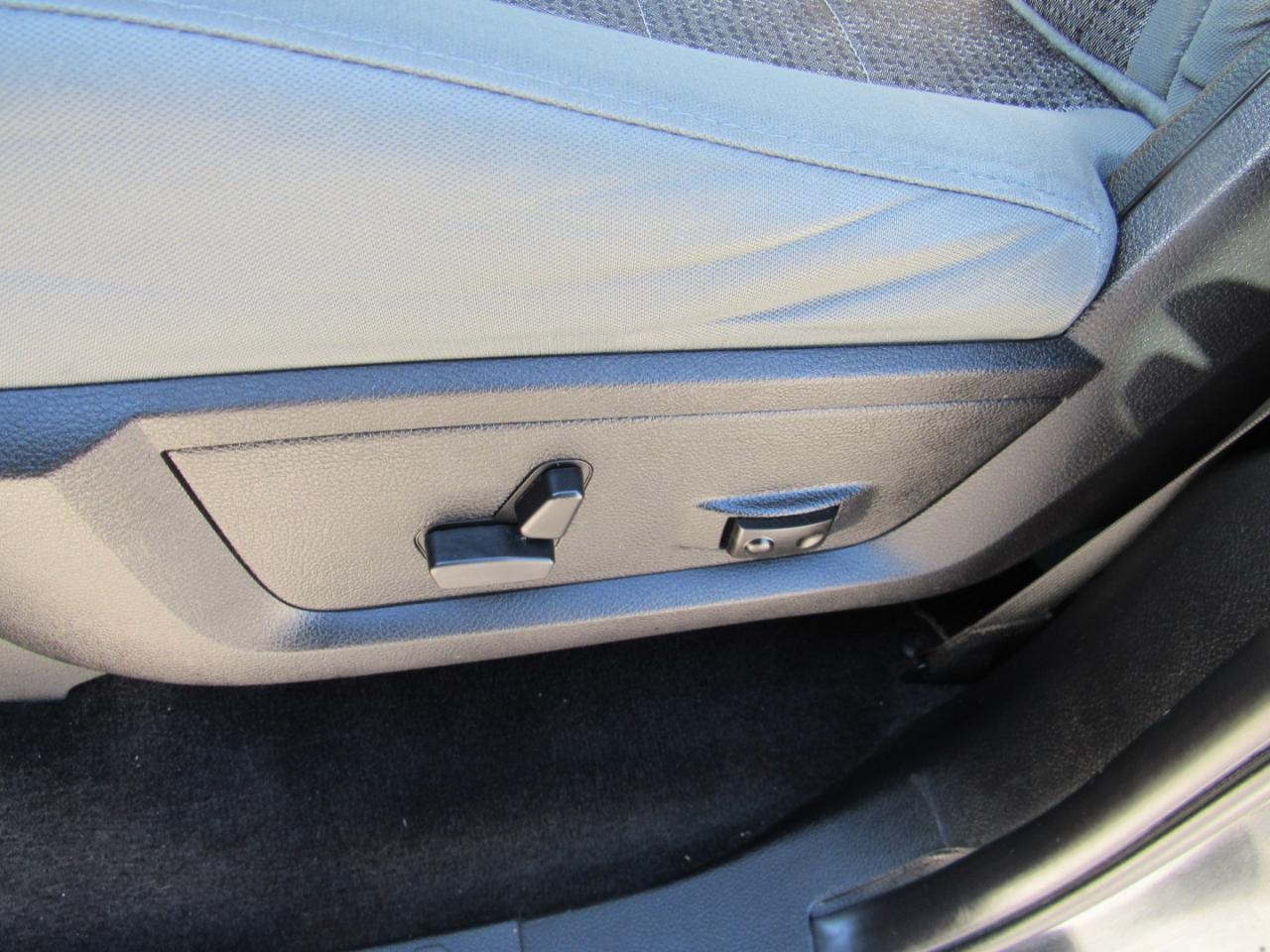 RAM 1500 Big Horn Crew Cab 4WD 2016