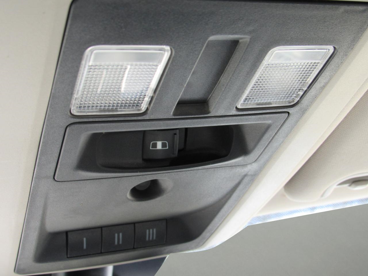 RAM 1500 Big Horn Crew Cab 4WD 2016