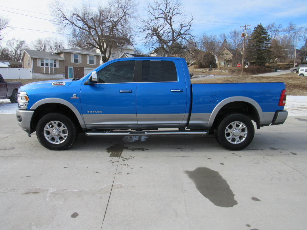 RAM 2500 Laramie Crew Cab 4WD 2022