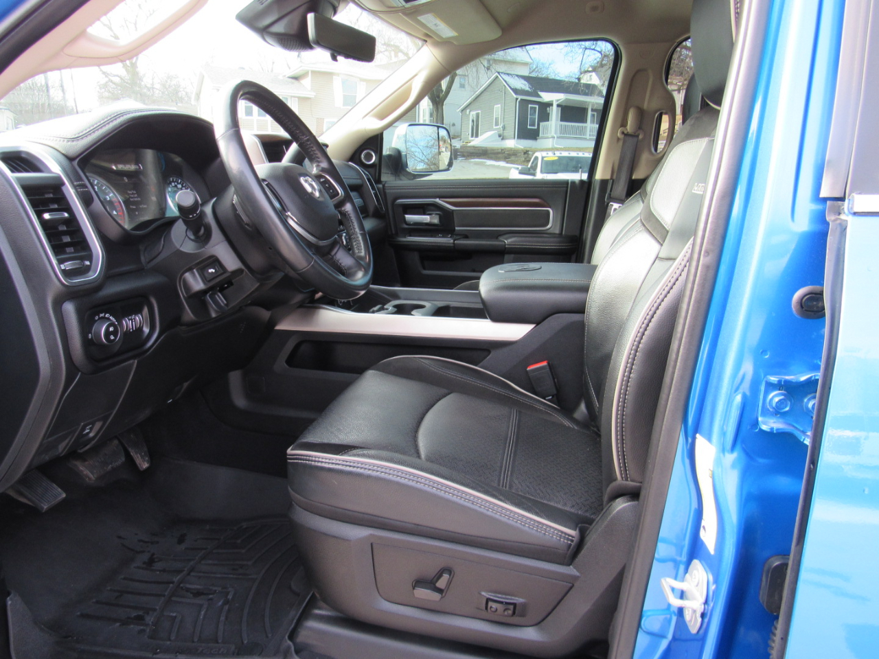 RAM 2500 Laramie Crew Cab 4WD 2022