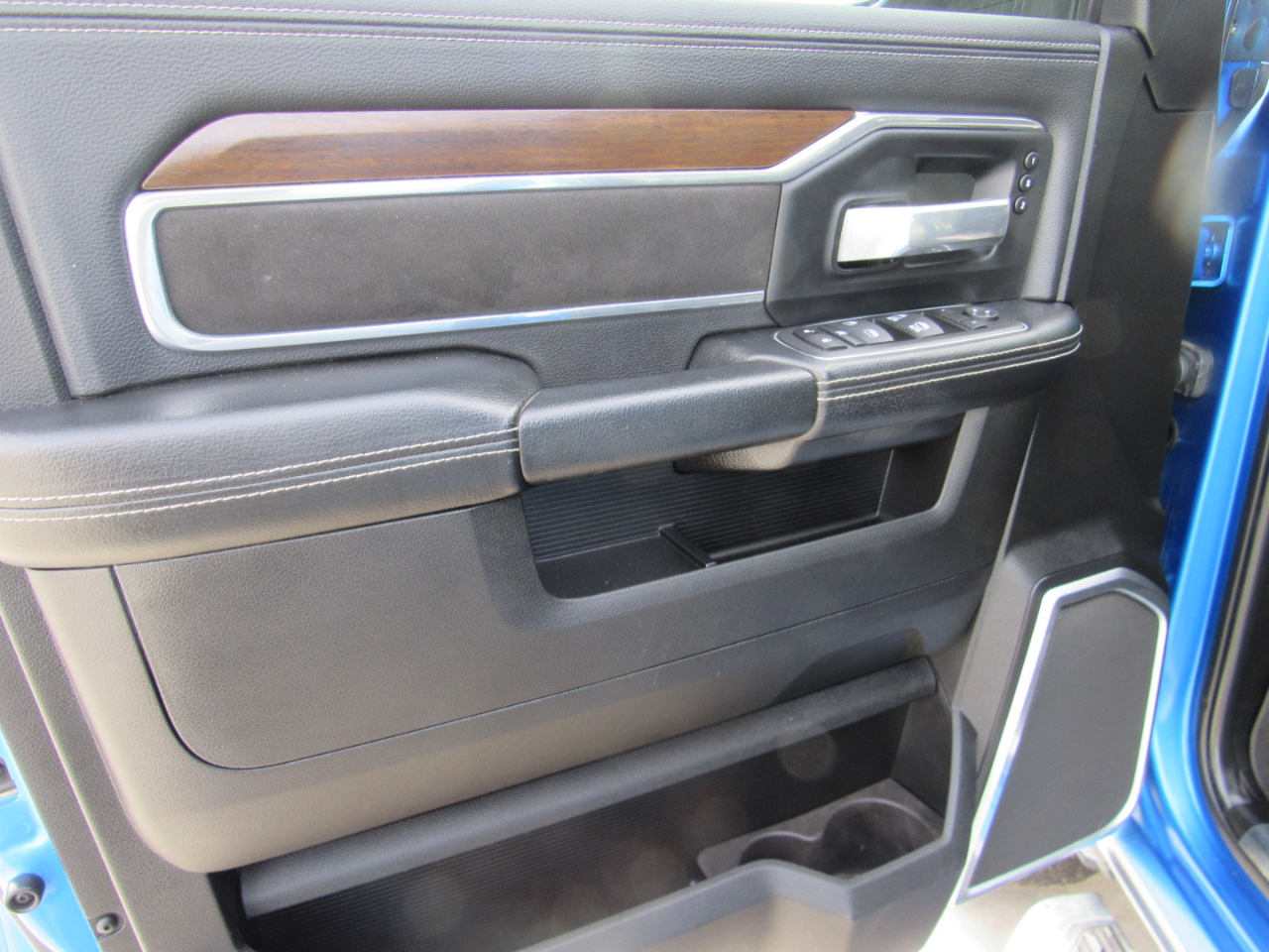 RAM 2500 Laramie Crew Cab 4WD 2022