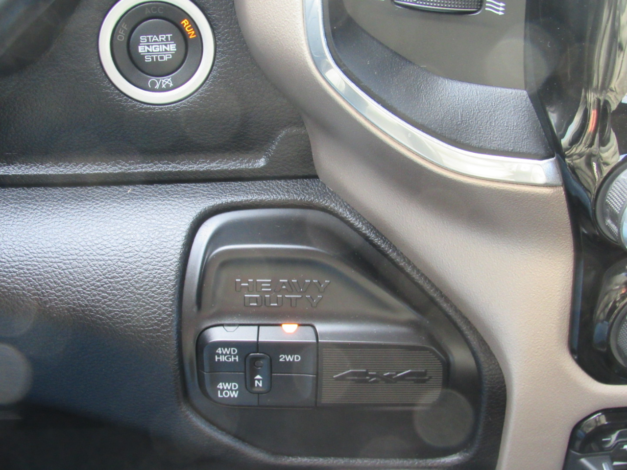 RAM 2500 Laramie Crew Cab 4WD 2022