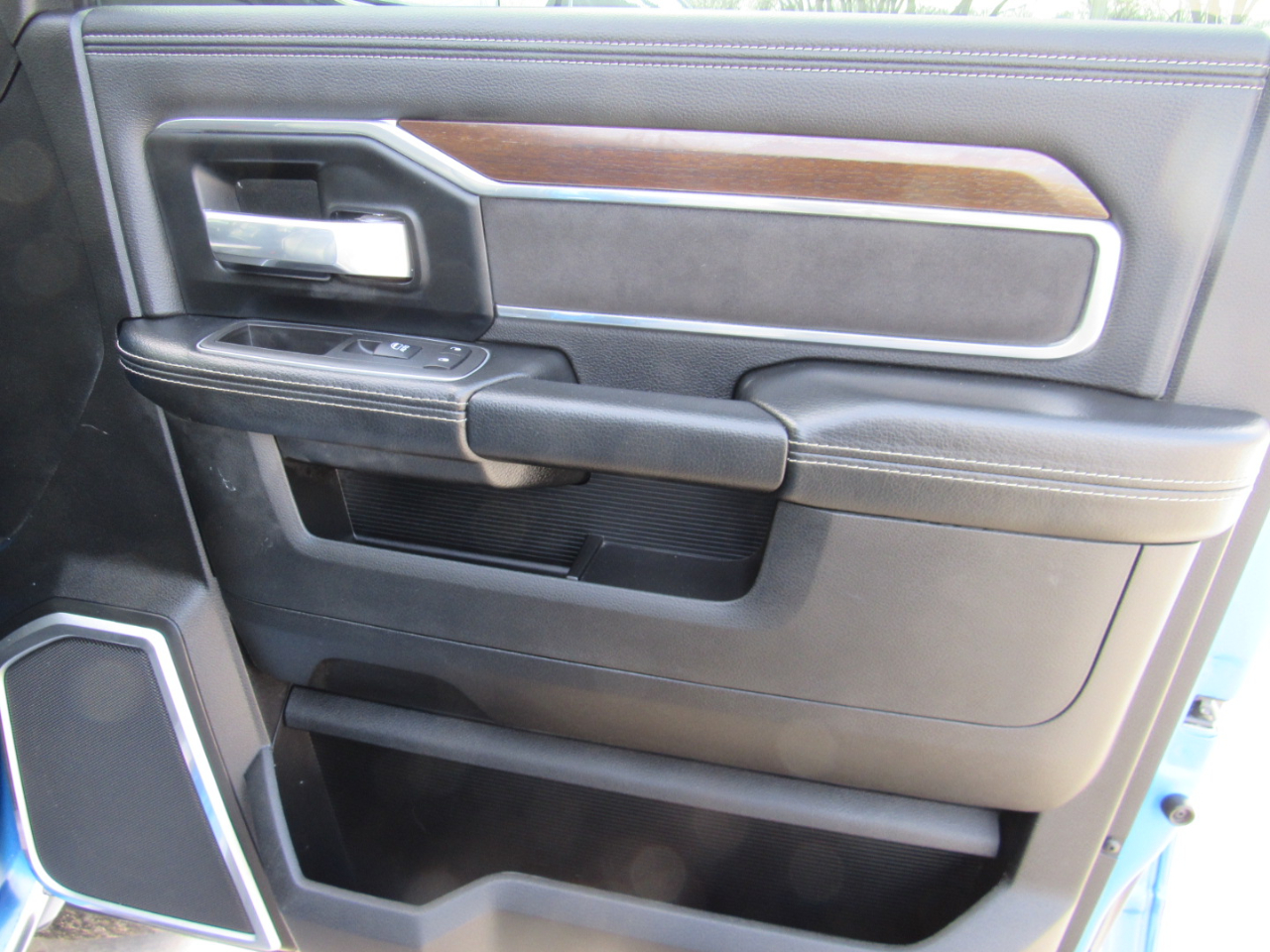 RAM 2500 Laramie Crew Cab 4WD 2022