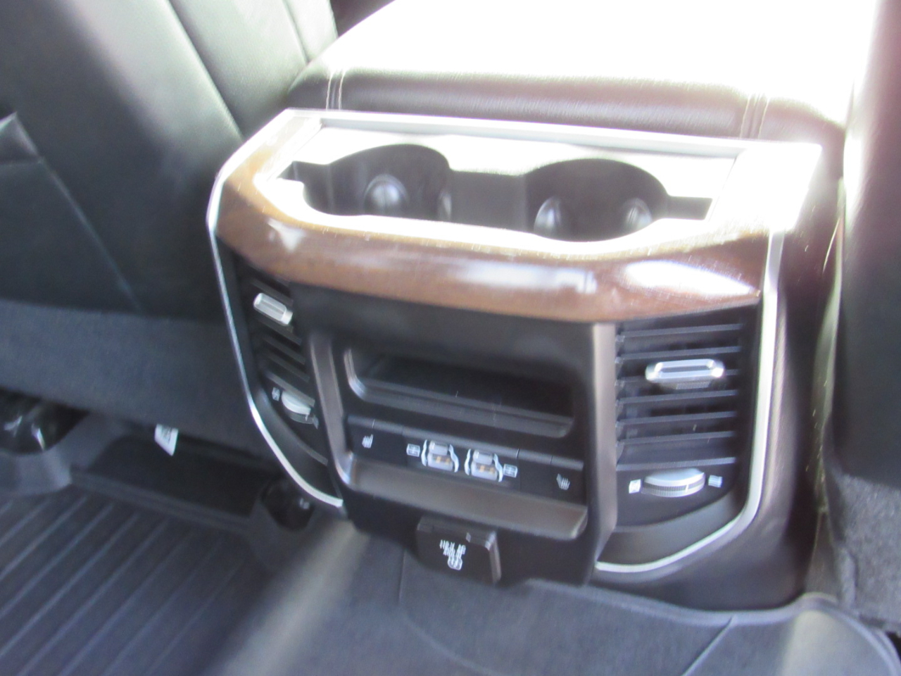 RAM 2500 Laramie Crew Cab 4WD 2022