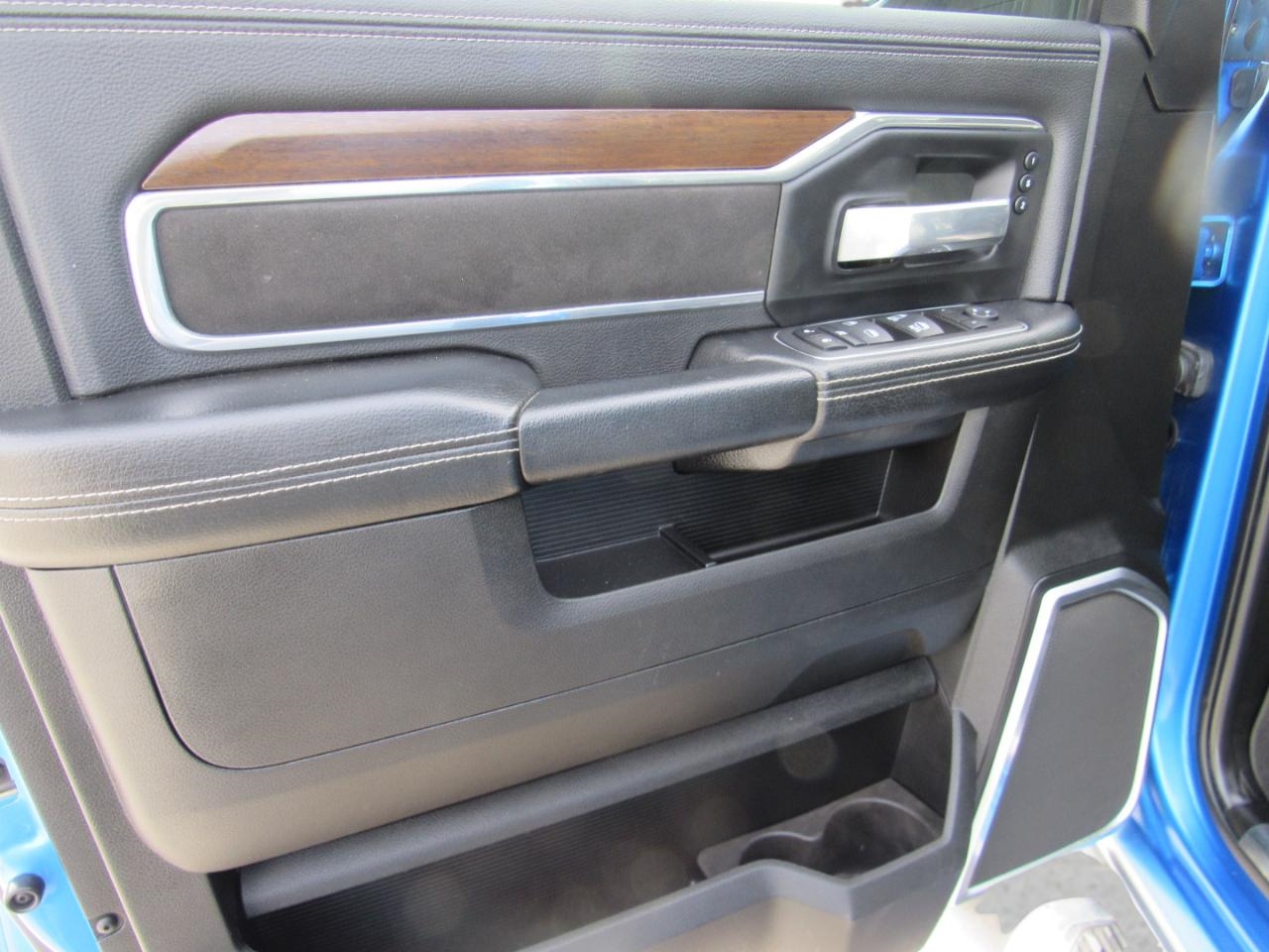 RAM 2500 Laramie Crew Cab 4WD 2022