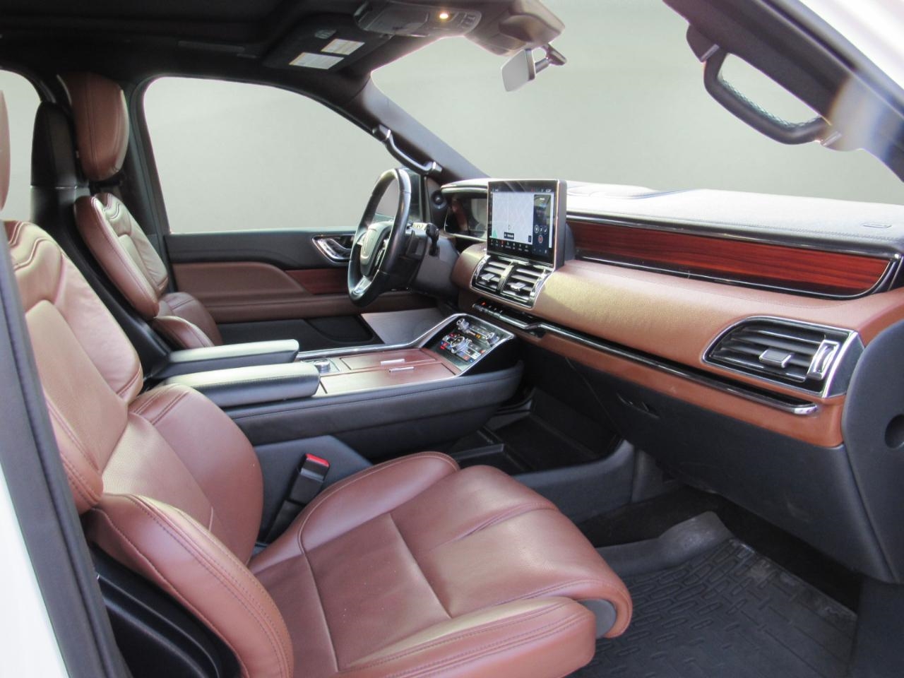 Lincoln Navigator L  2022