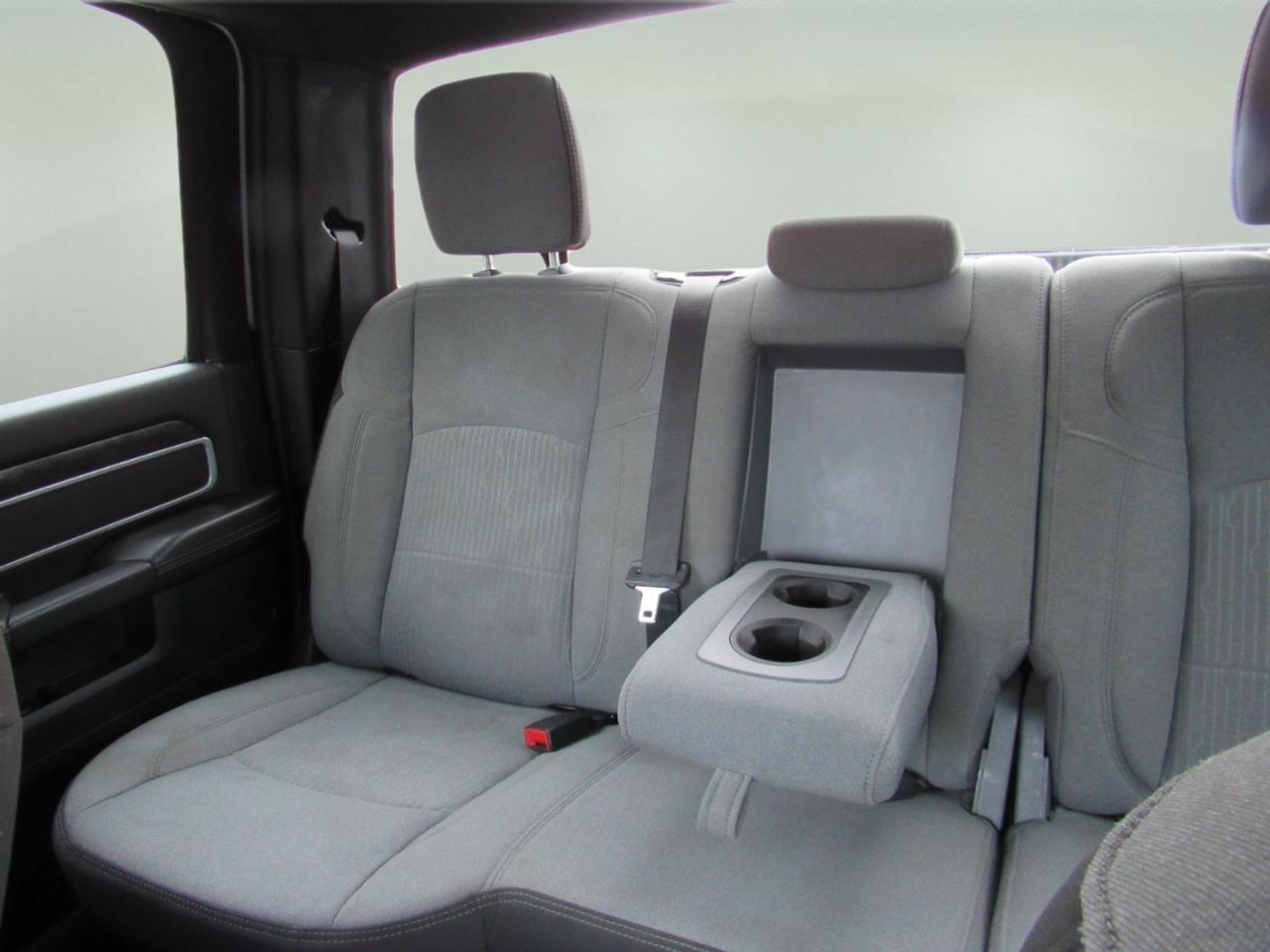 RAM 2500 Big Horn Crew Cab 4WD 2024