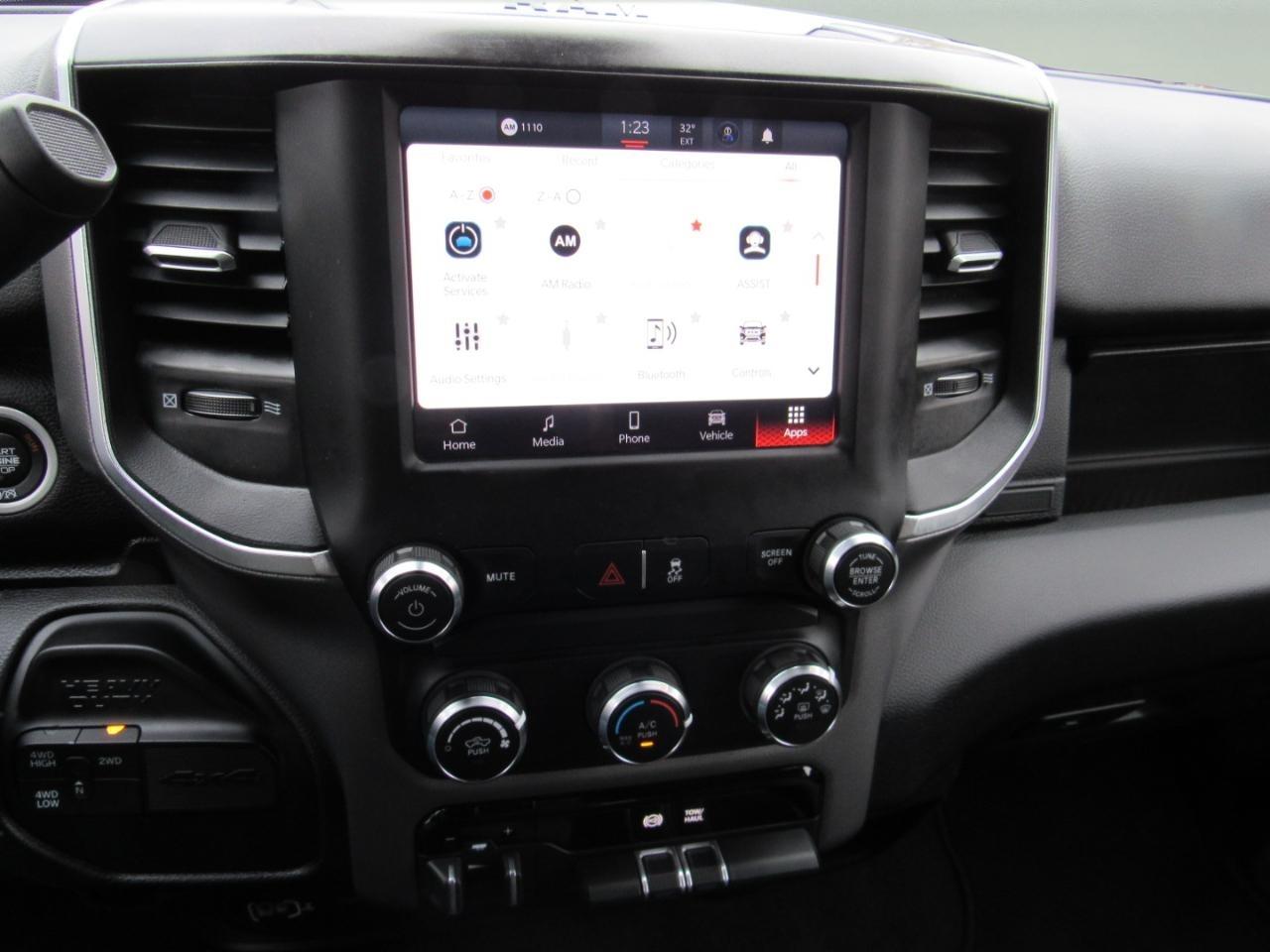 RAM 2500 Big Horn Crew Cab 4WD 2024