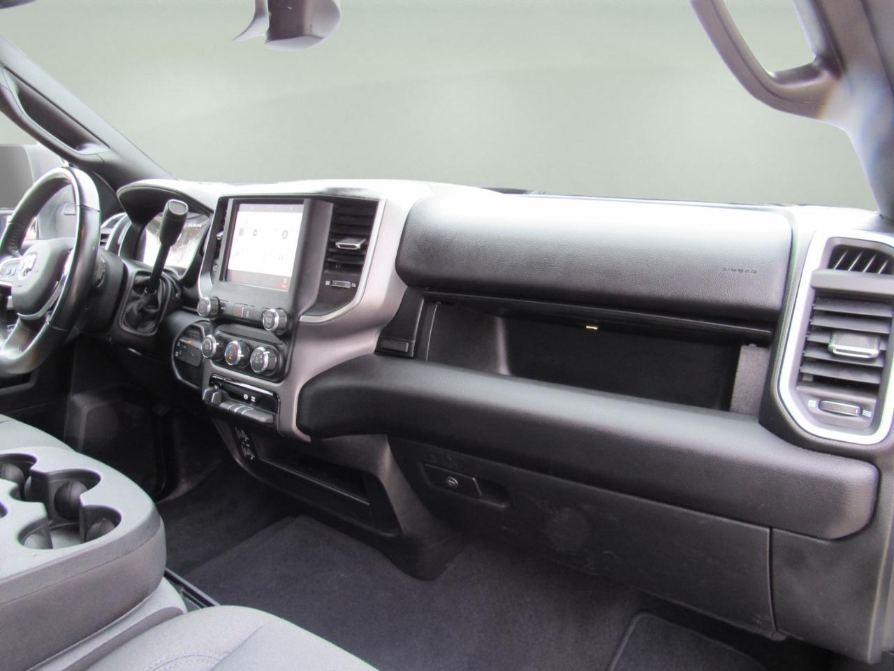 RAM 2500 Big Horn Crew Cab 4WD 2024