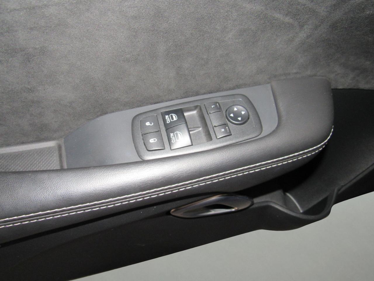 Dodge Challenger  2018