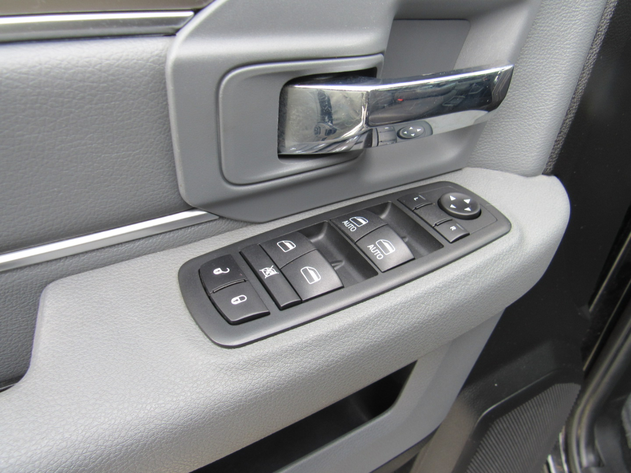 RAM 1500 Classic  2019