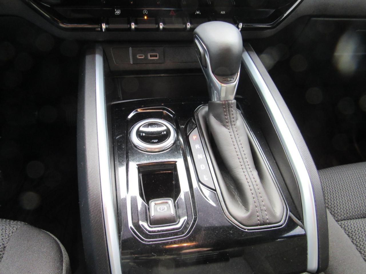 Chevrolet Colorado LT Crew Cab 4WD 2023