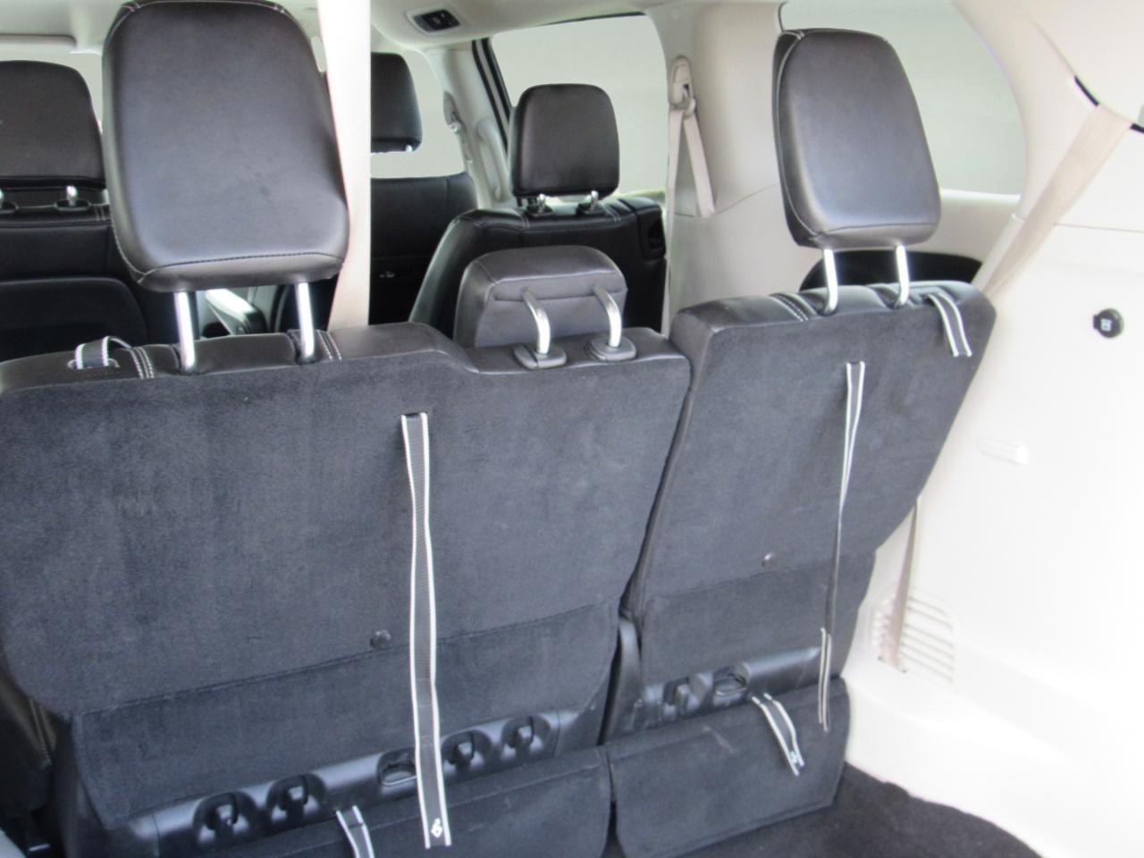 Chrysler Pacifica Touring L FWD 2023