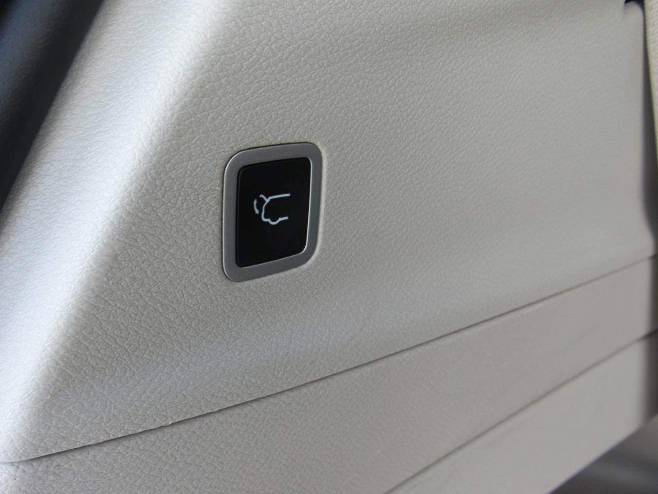 Chrysler Pacifica Touring L FWD 2023