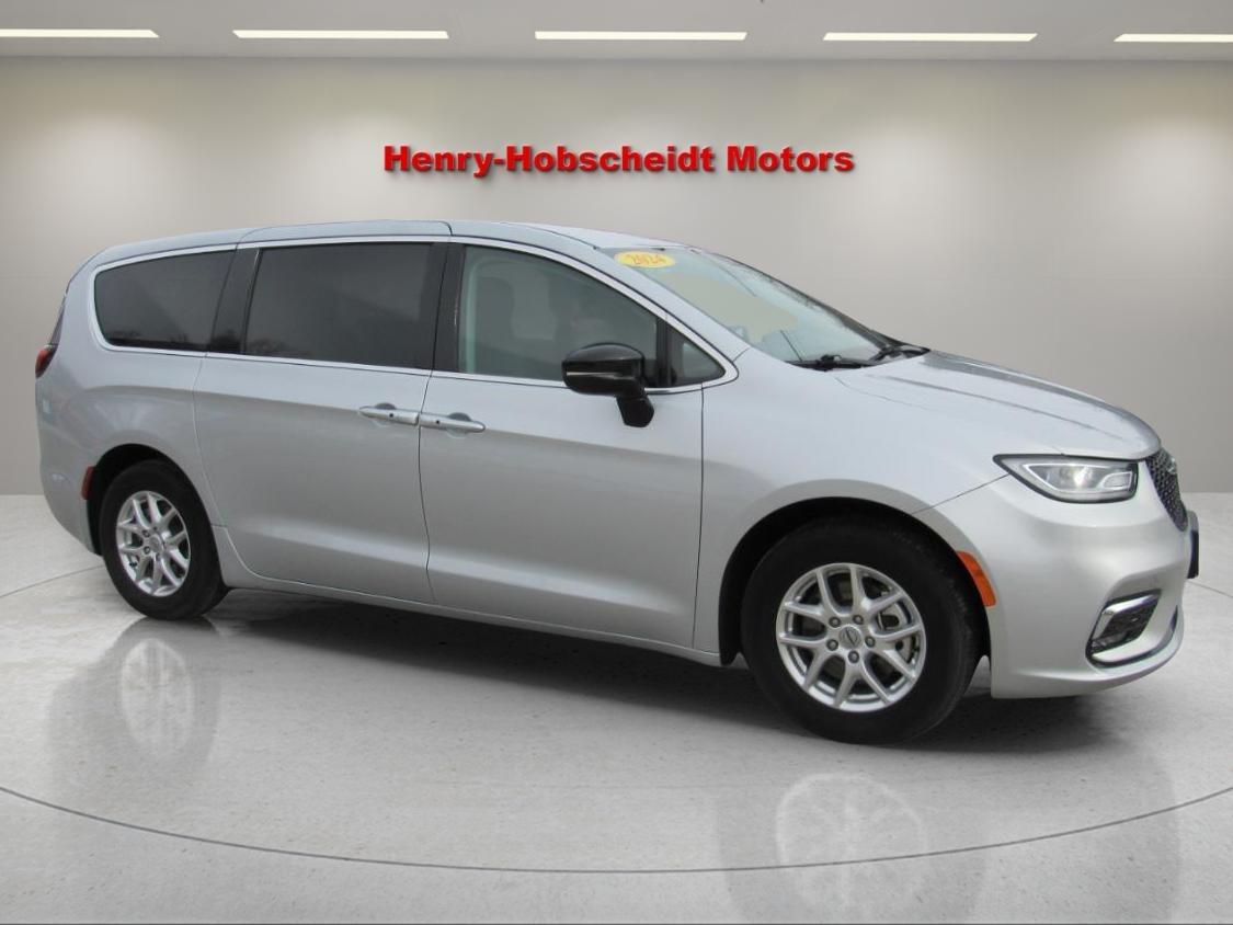 2024 Chrysler Pacifica Touring L FWD