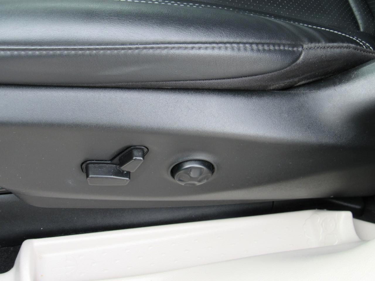 Chrysler Pacifica Touring L FWD 2024