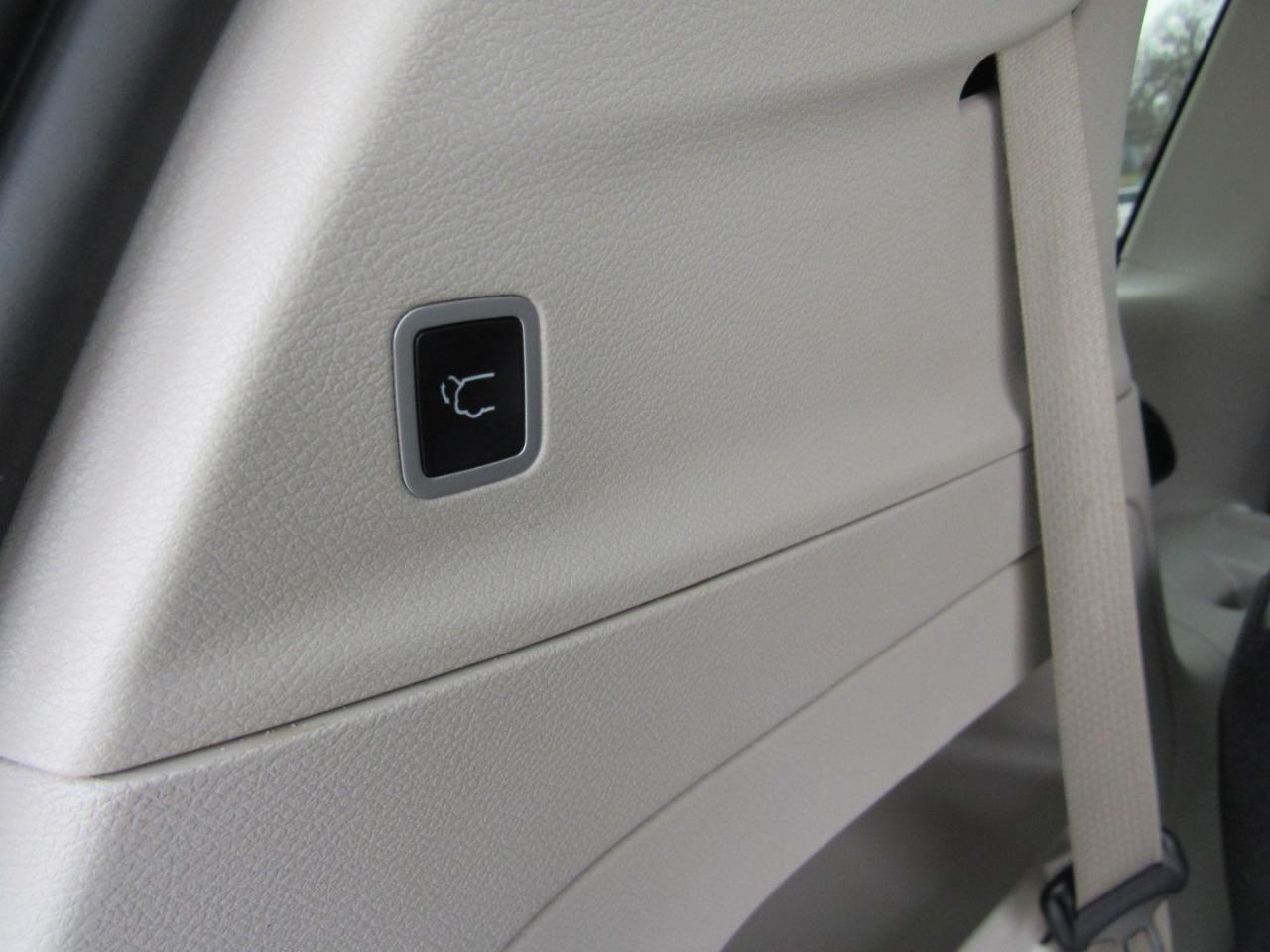 Chrysler Pacifica Touring L FWD 2024