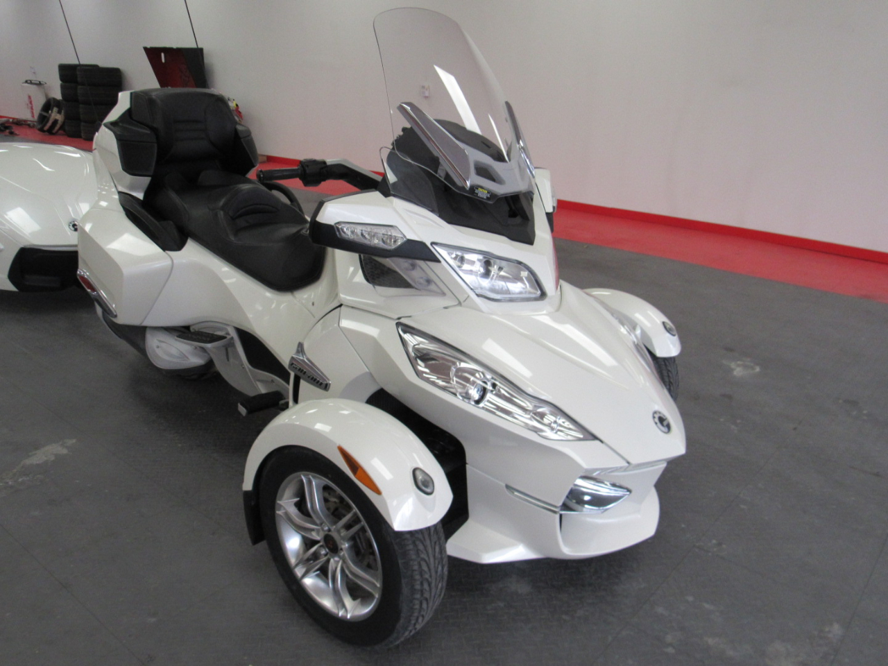 Can-Am Spyder RT  2011