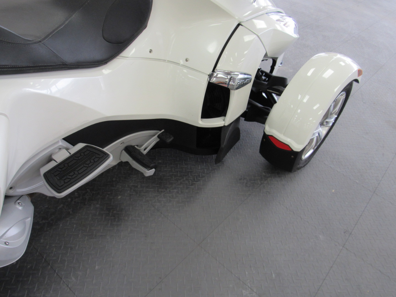 Can-Am Spyder RT  2011