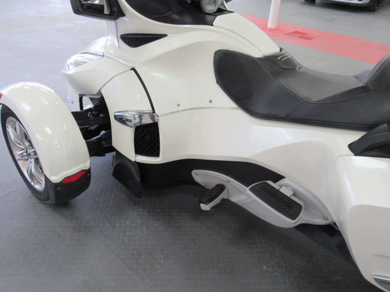 Can-Am Spyder RT  2011