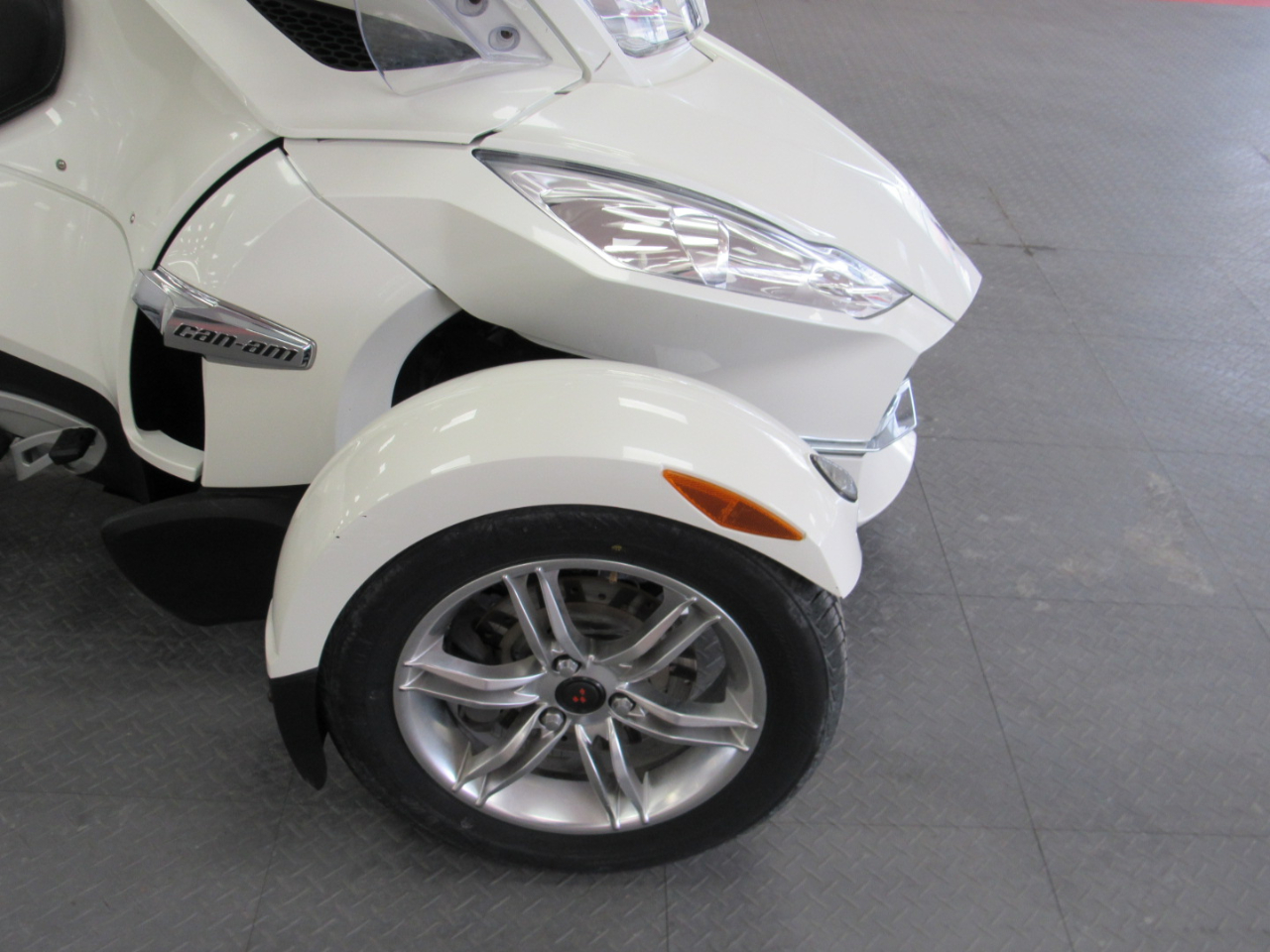 Can-Am Spyder RT  2011