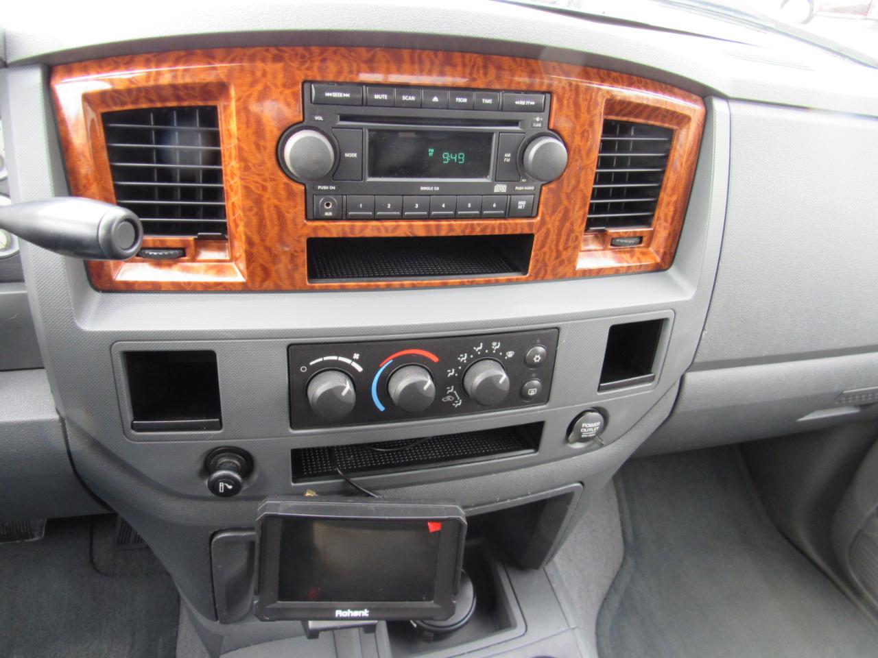 Dodge Ram 2500 SLT Quad Cab 4WD 2006