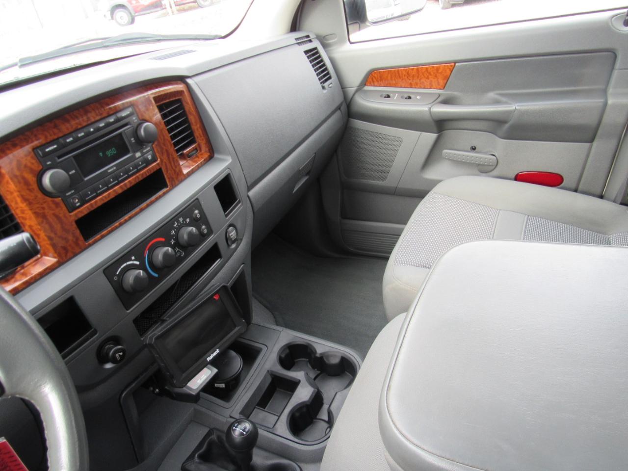 Dodge Ram 2500 SLT Quad Cab 4WD 2006