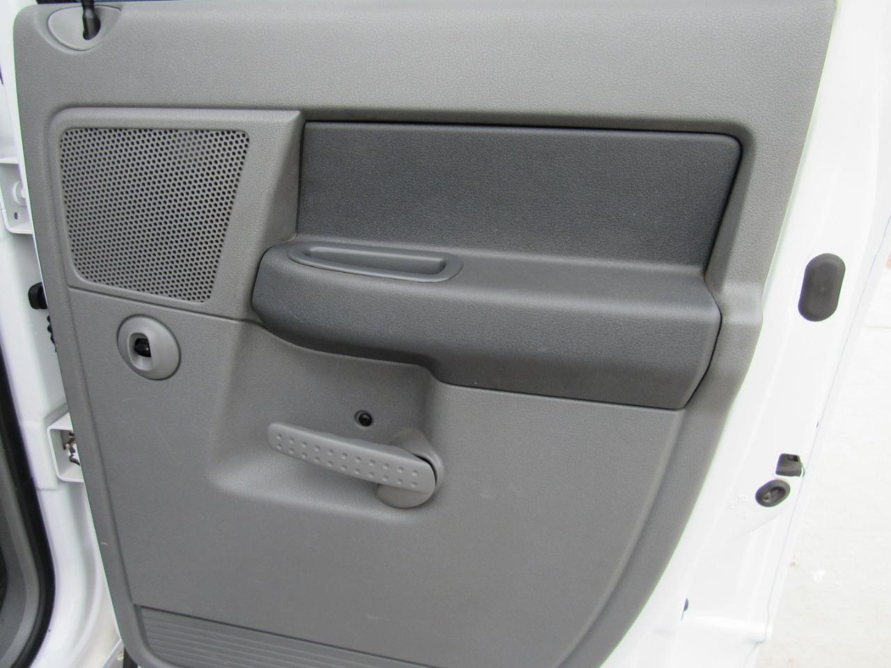 Dodge Ram 2500 SLT Quad Cab 4WD 2006