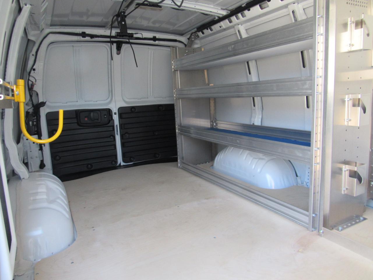 Chevrolet Express Cargo Van RWD 2500 155" 2025