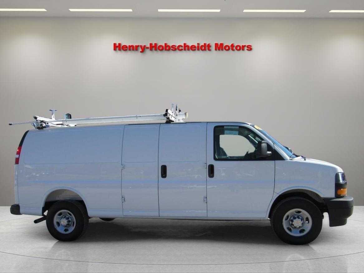 Chevrolet Express Cargo Van RWD 2500 155" 2025
