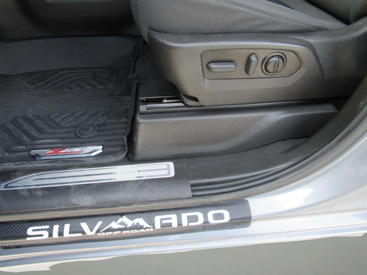 Chevrolet Silverado 1500  2021