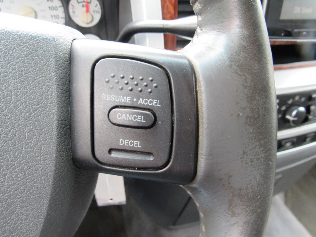 Dodge Ram 2500 Laramie Quad Cab 4WD 2006