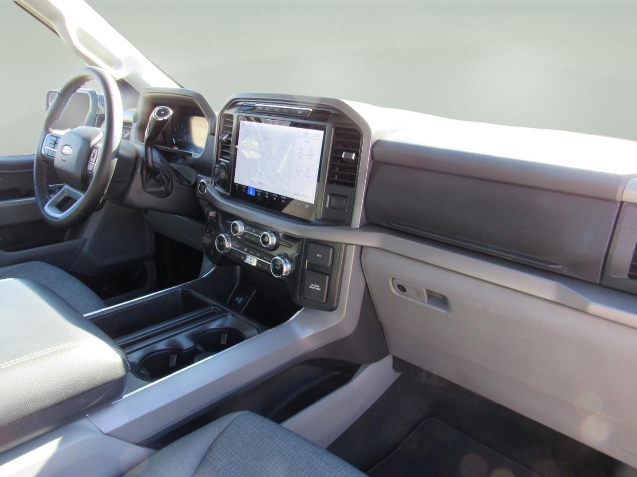 Ford F-150 XLT SuperCrew 4WD 2024