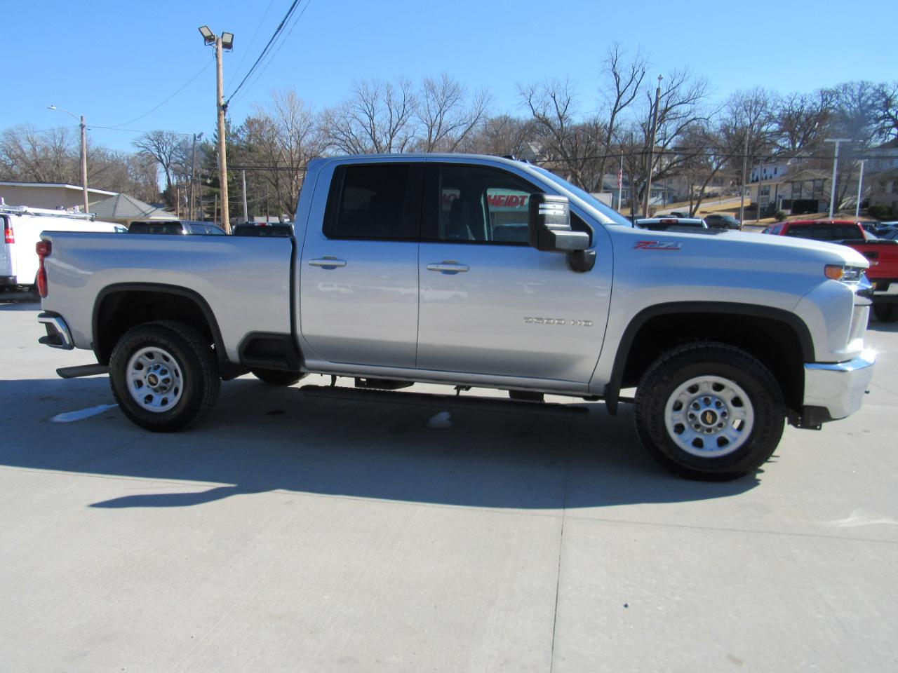 Chevrolet Silverado 2500HD LT 4WD 2023