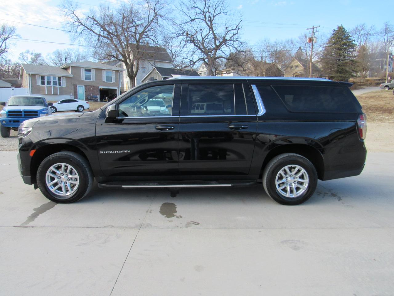 Chevrolet Suburban LT 4WD 2024