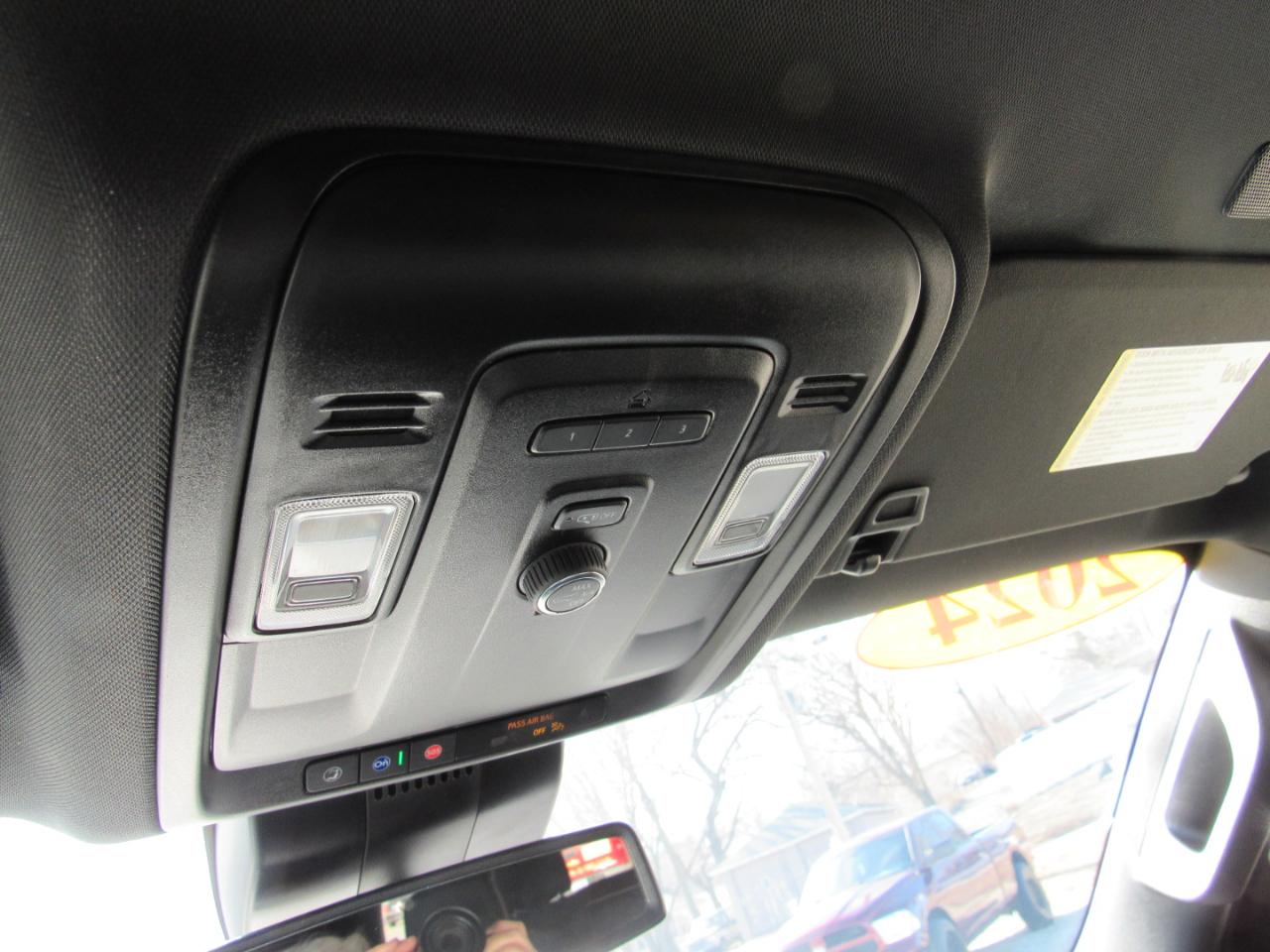 Chevrolet Suburban LT 4WD 2024