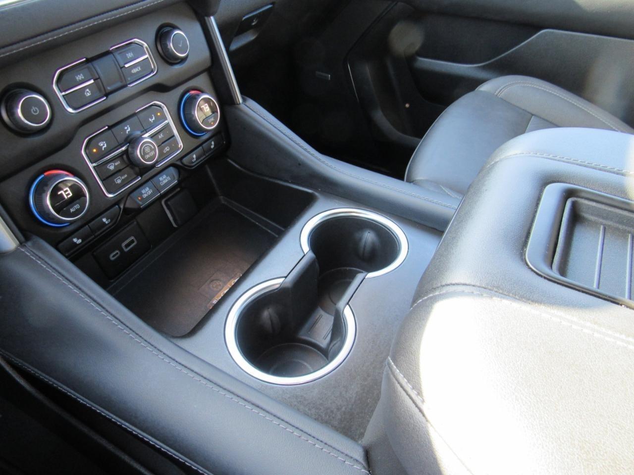 Chevrolet Suburban LT 4WD 2024