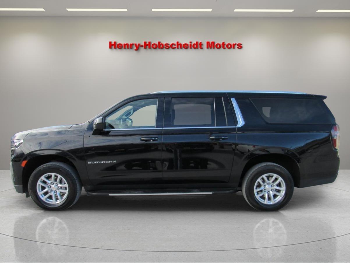 Chevrolet Suburban LT 4WD 2024