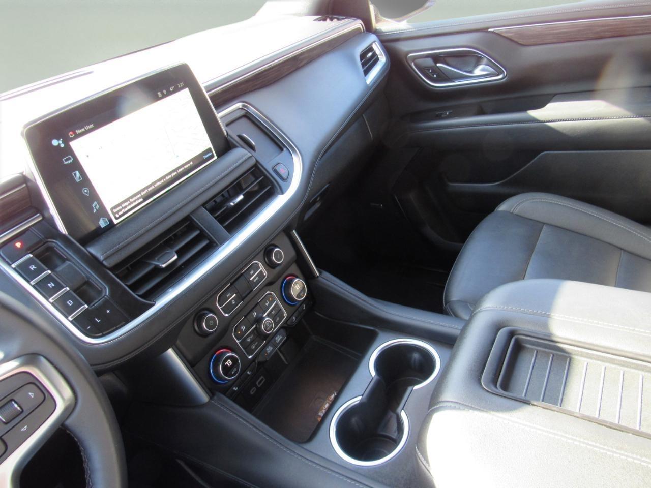 Chevrolet Suburban LT 4WD 2024