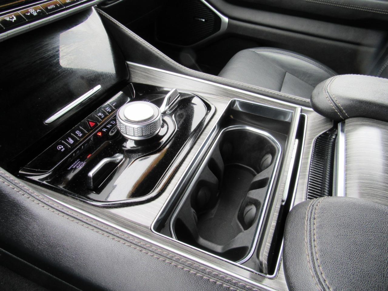 Jeep Wagoneer Series III 4x4 2024