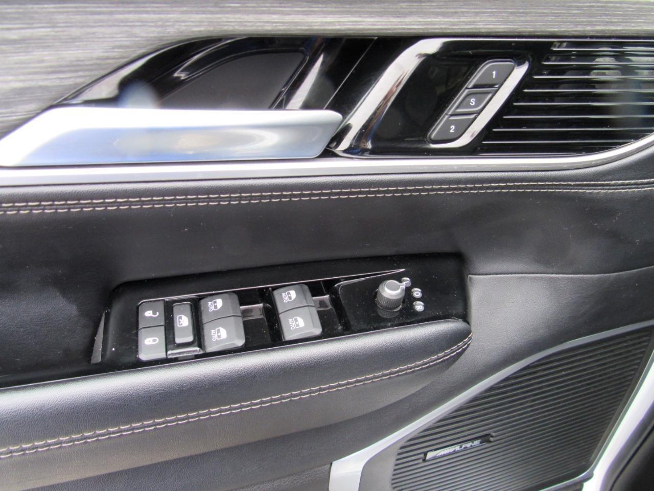 Jeep Wagoneer Series III 4x4 2024