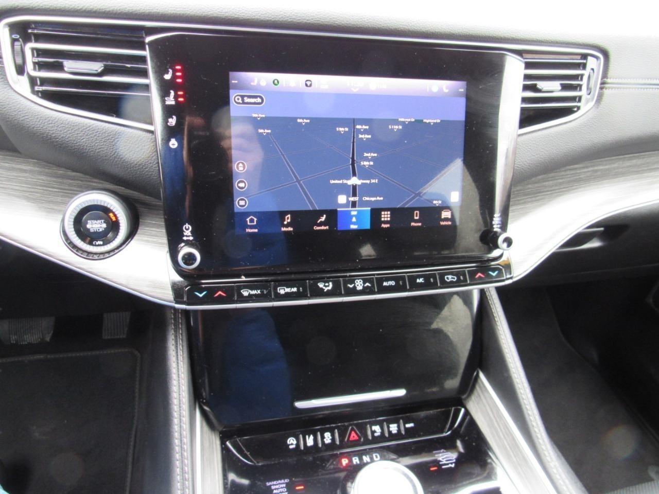 Jeep Wagoneer Series III 4x4 2024